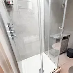 Chic 1-Bedroom Flat In Elephant & Castle, Near The Shard
